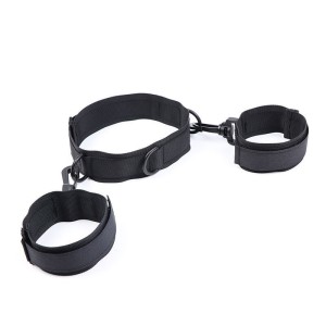 Ohmama Fetish NYLON HANDCUFFS AND COLLAR