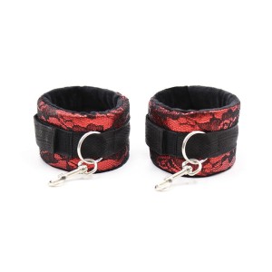 Ohmama Fetish VELVET HANDCUFFS WITH NYLON TAPE