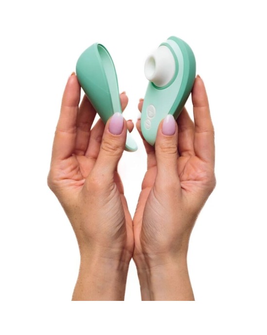 Womanizer LIBERTY 2 CLITORIS STIMULATOR & SUCKER LIGHT GREEN